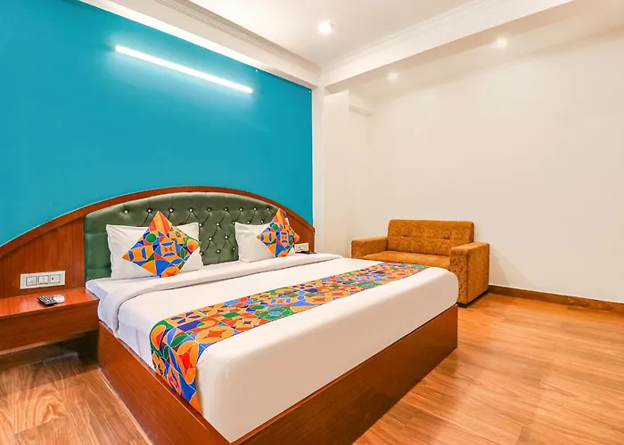 Fabhotel Lime Tree Near Yashobhoomi Convention Centre
